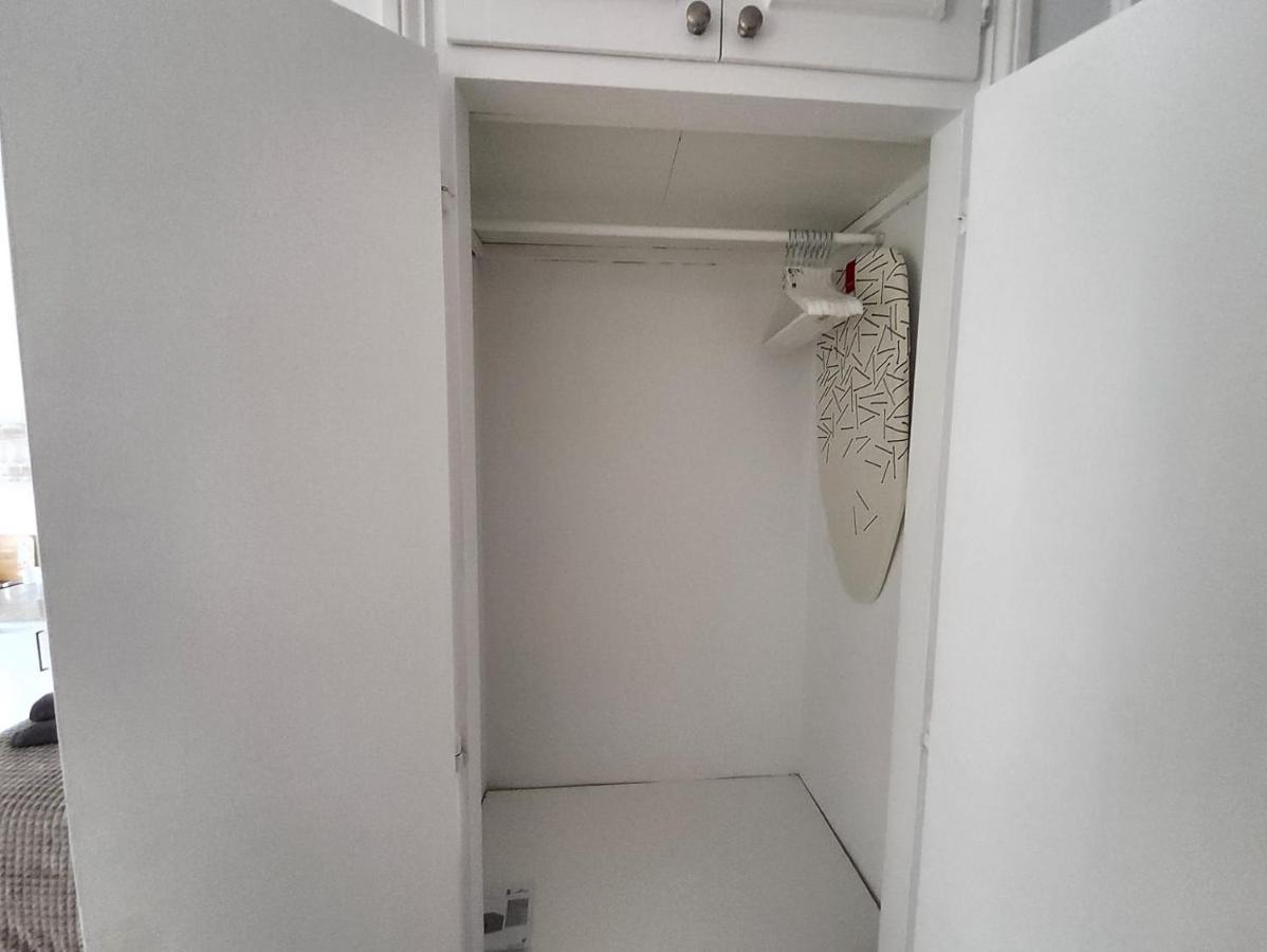 Tranquility Studio Apartment Malaga Exterior photo